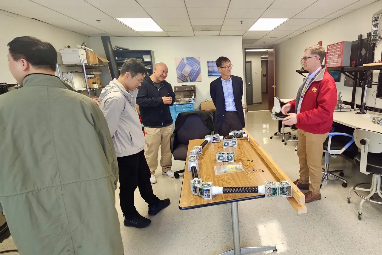 USC satellite development facilities and robotics testbed for aerospace engineering education
